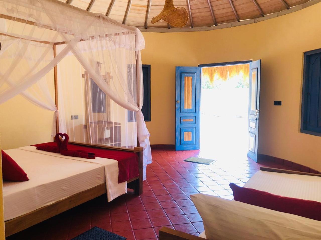 Rustic Cabanas & Restaurant Arugam Bay Esterno foto